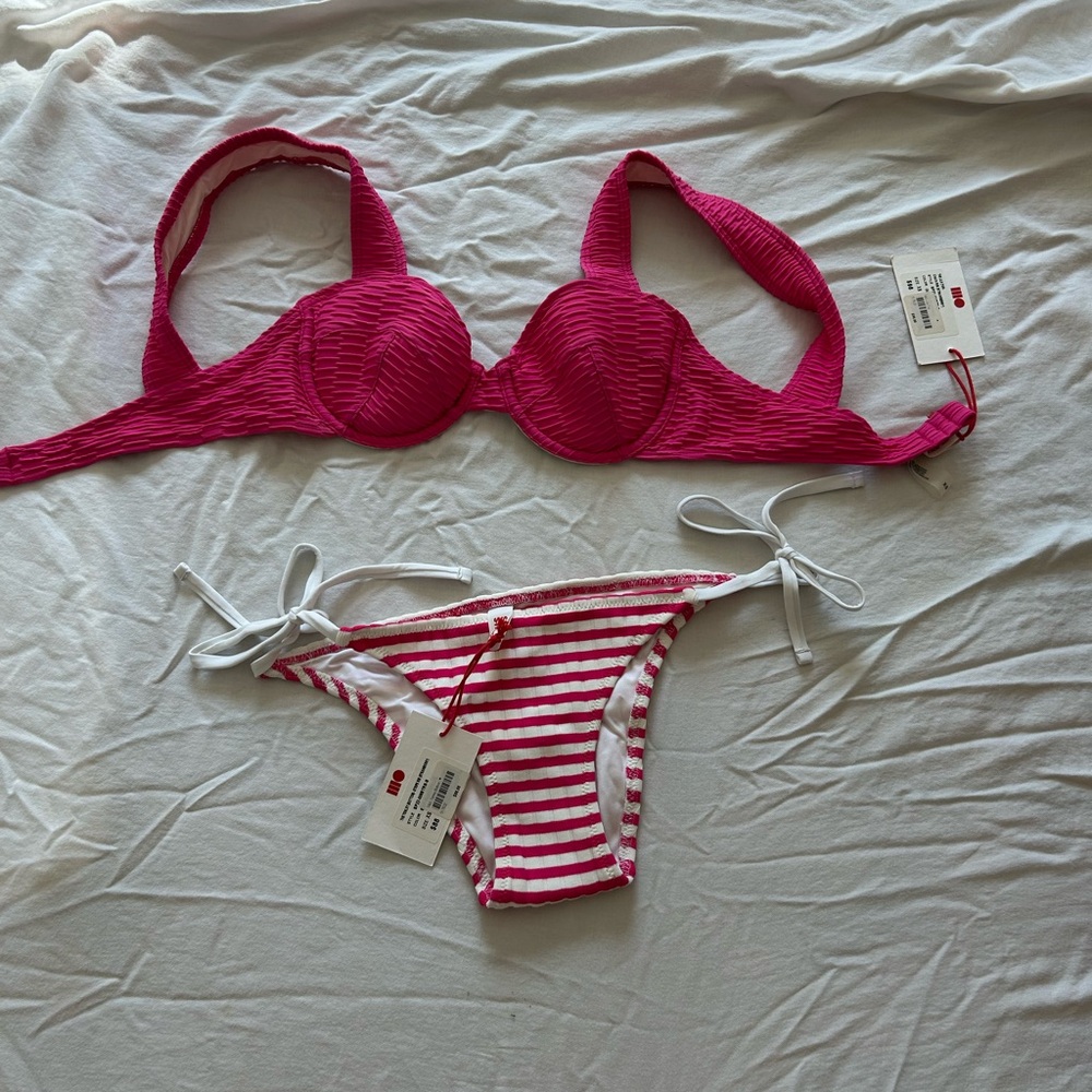 SOLID & STRIPED BIKINI SET